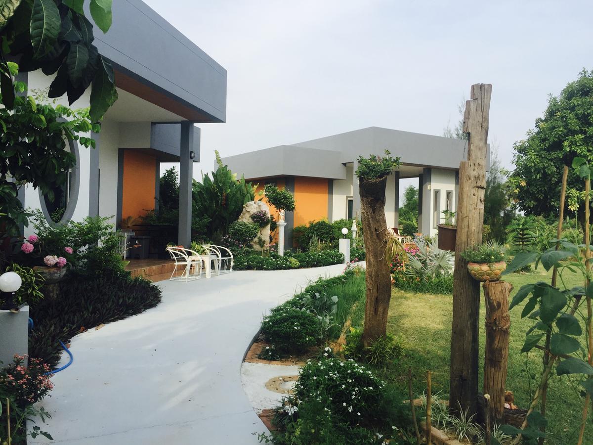 Ok Farm Resort Det Udom Extérieur photo